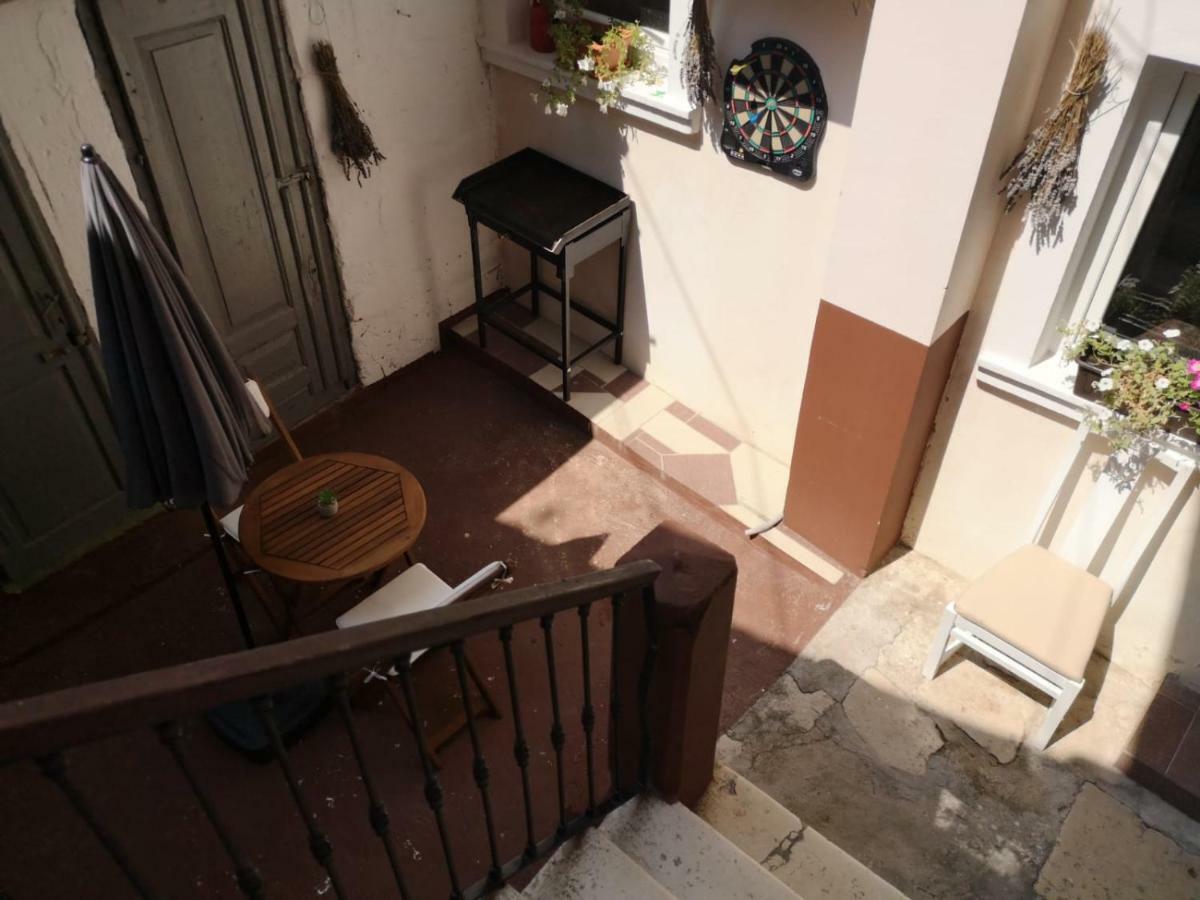 Apartment Asja Old City Center พูลา ภายนอก รูปภาพ